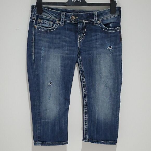 SILVER Tuesday dark wash crop jeans - Picture 1 of 8